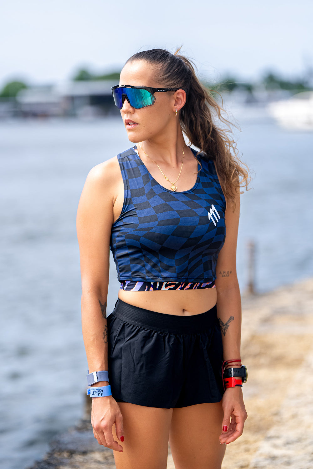 Running crop top wonderland mujer